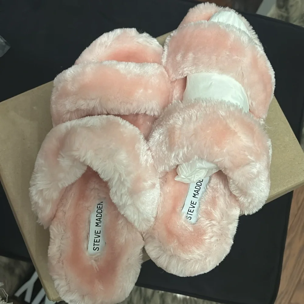 Steve Madden Fur Wedge Sandal